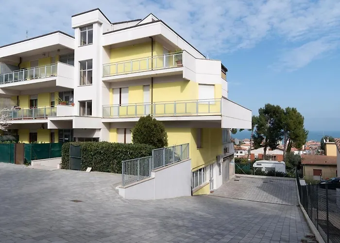 Lulu - 2 Camere - Vicino Mare - Parcheggio Privato *