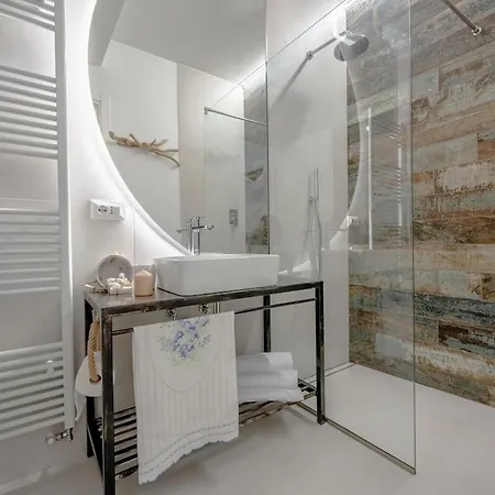 Lulu - Nuovo Con Posto Auto E Wifi アパート